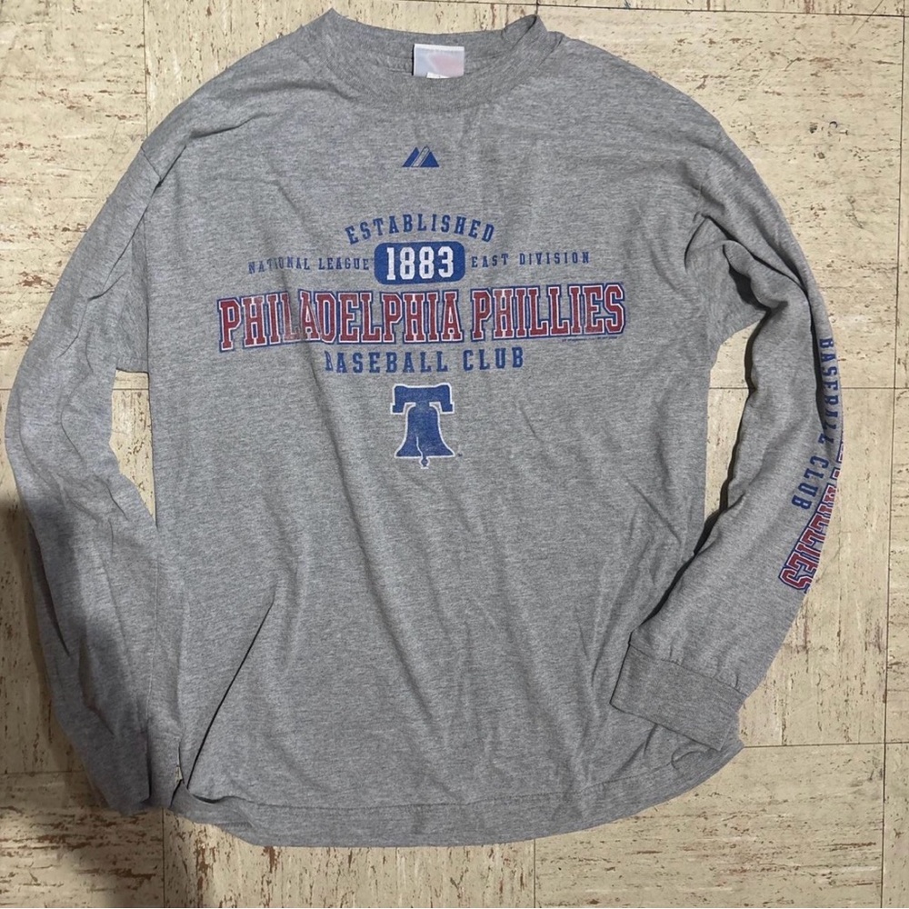 Philadelphia Phillies Men's Gray Long Sleeve Tee